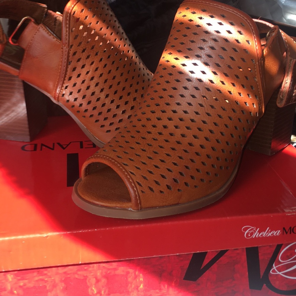 Cognac shoes